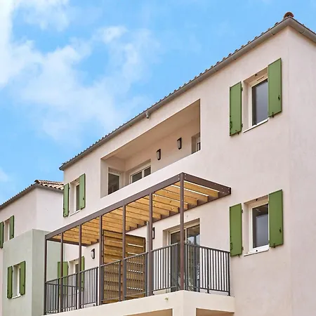 Newly Built Holiday Near The Beach Apartment Royan